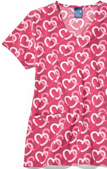 Z18213 Zoe + Chloe Curved V-Neck Print Scrub Top - Heart Links