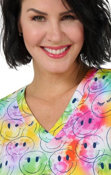 1054 Zavaté Ava Therese Audrey Print Scrub Top - Smiley Vibes