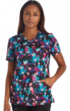 CK678 Cherokee Rounded V-Neck 3 Pocket Print Top - Brushing Blooms