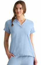 HH700 Healing Hands 360 Stella Reflective V-Neck Top