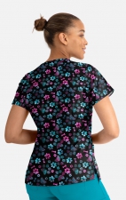 1767 Maevn V-Neck Print Top - Ombre Paws