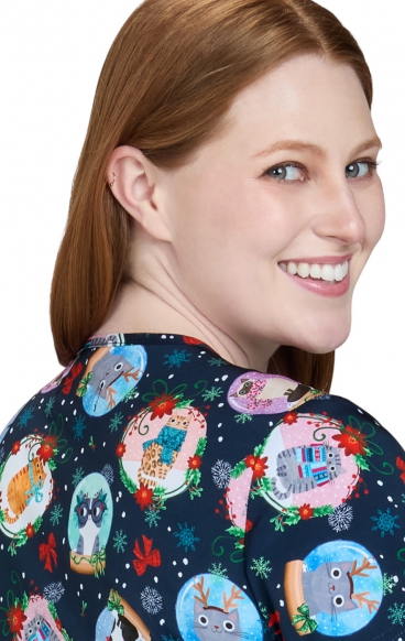 384PRA koi Artist Series Leslie Print Top - Holiday Cats 384PRA koi Artist Series Leslie Print Top - Holiday Cats